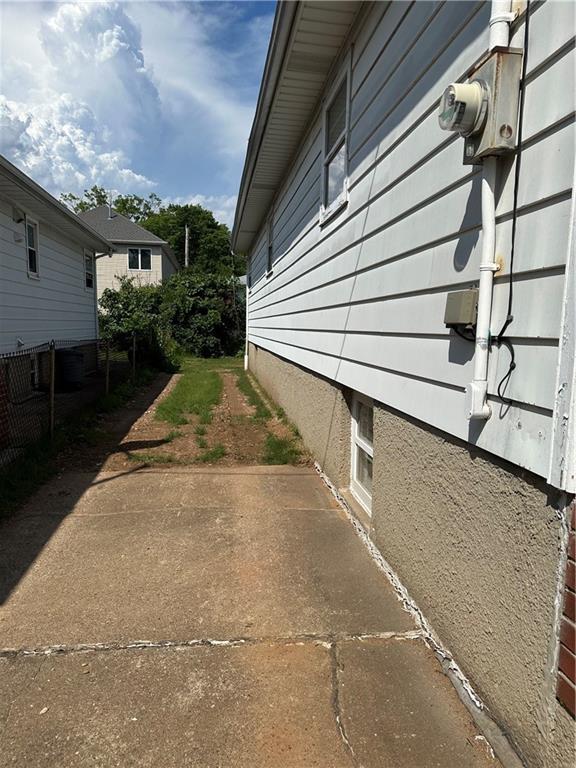 205 Penn Avenue Oakwood Staten Island NY 10306
