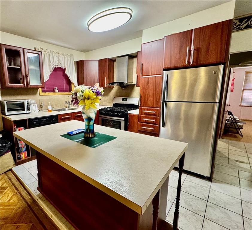 106 Bay 8th Street Bensonhurst Brooklyn NY 11228