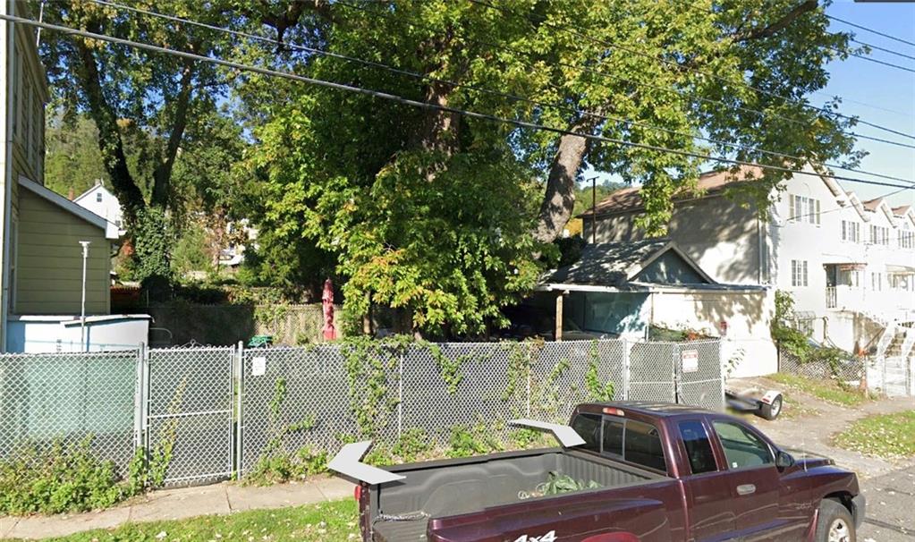 27 Osgood Avenue Staten Island NY 10304