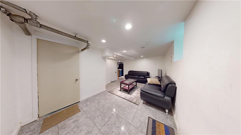 1186 East 94th Street Canarsie Brooklyn NY 11236