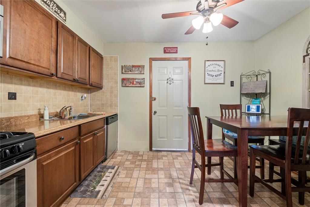 33 Bevy Court Gerritsen Beach Brooklyn NY 11229