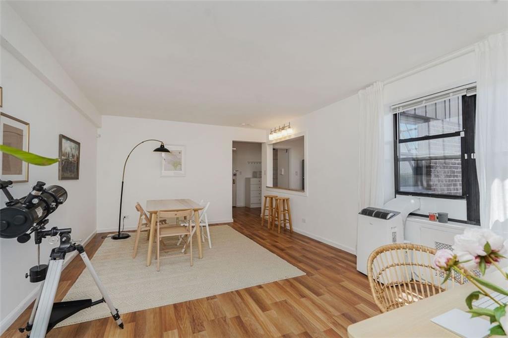 2821 Kings Highway Midwood Brooklyn NY 11229