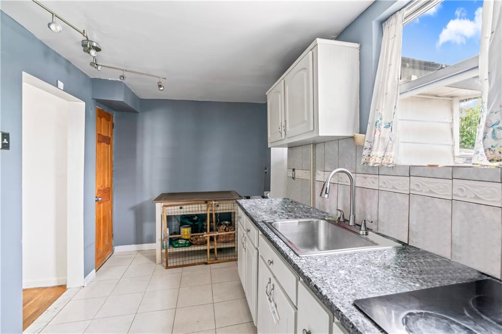 1541 East 95th Street Canarsie Brooklyn NY 11236