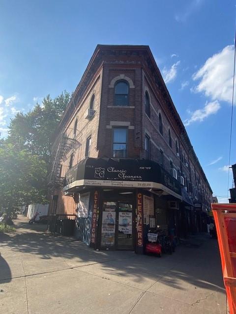 4726 New Utrecht Avenue Borough Park Brooklyn NY 11219