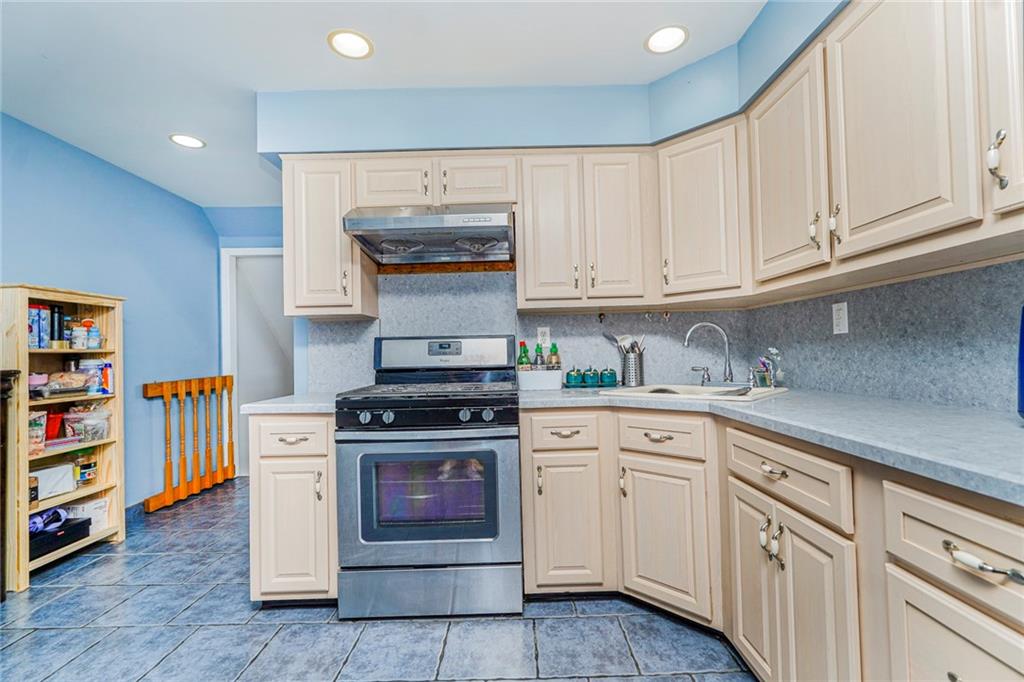 16 Cheryl Avenue Arden Heights Staten Island NY 10312