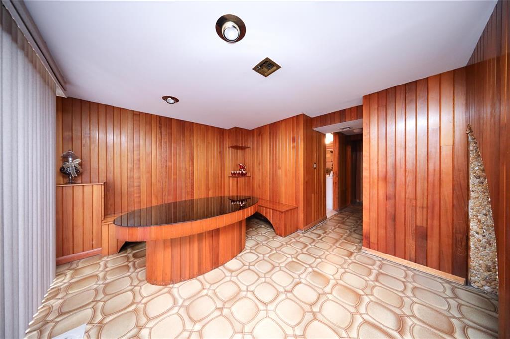 35 Hales Avenue Eltingville Staten Island NY 10312