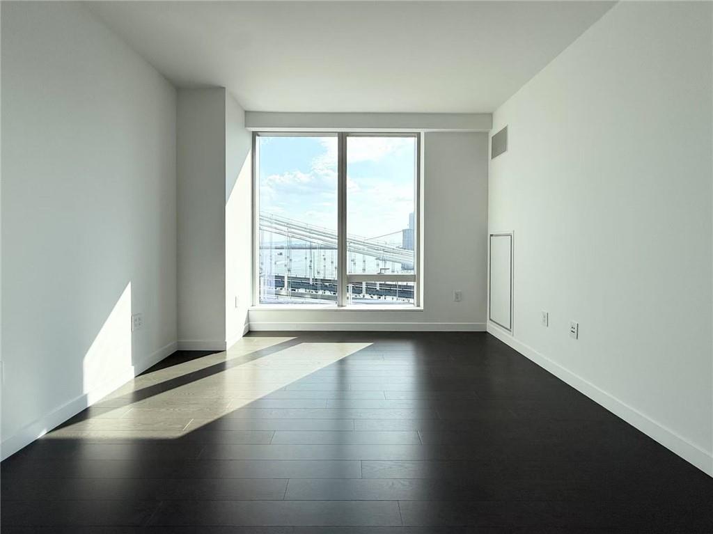 252 South Street Lower East Side Manhattan NY 10002