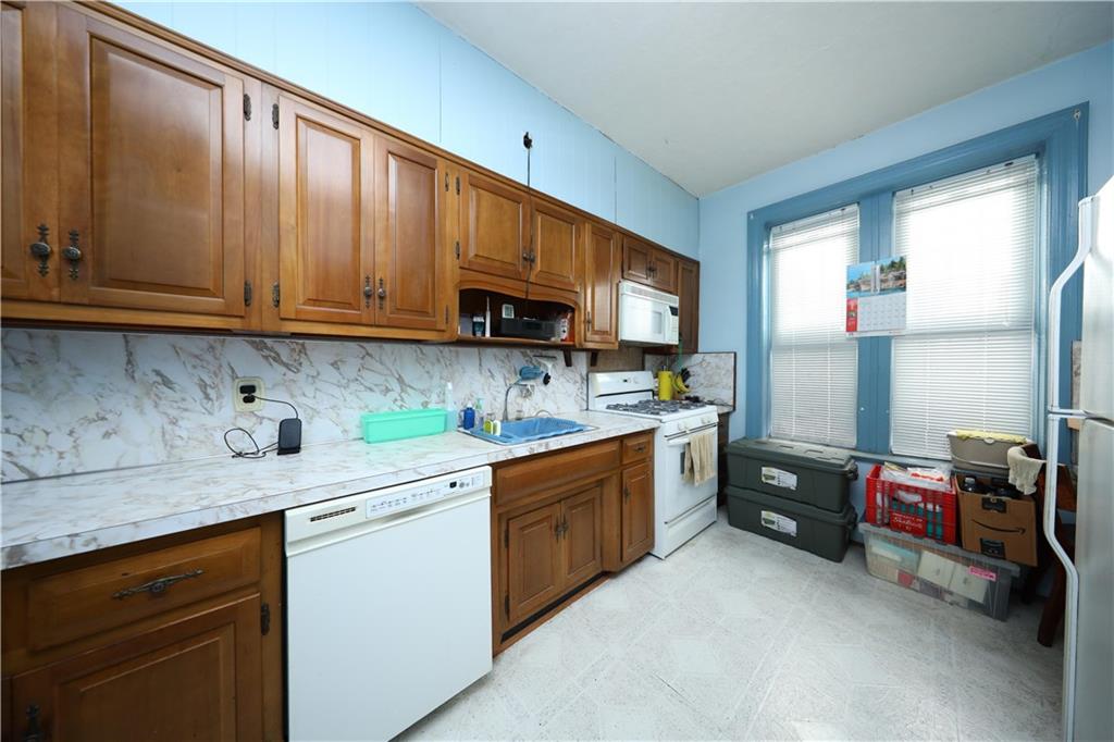 36 Parrott Place Bay Ridge Brooklyn NY 11228