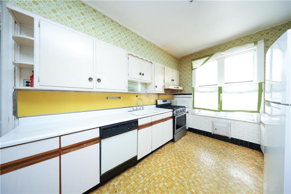 36 Parrott Place Bay Ridge Brooklyn NY 11228