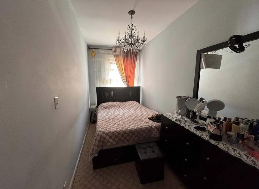 3084 Brighton 13th Street Brighton Beach Brooklyn NY 11235