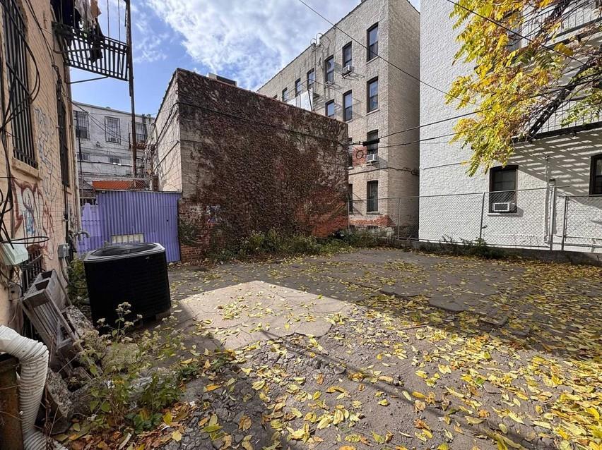 3084 Brighton 13th Street Brighton Beach Brooklyn NY 11235