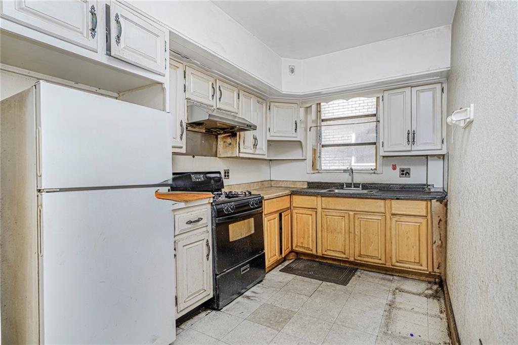 1021 67th Street Dyker Heights Brooklyn NY 11219