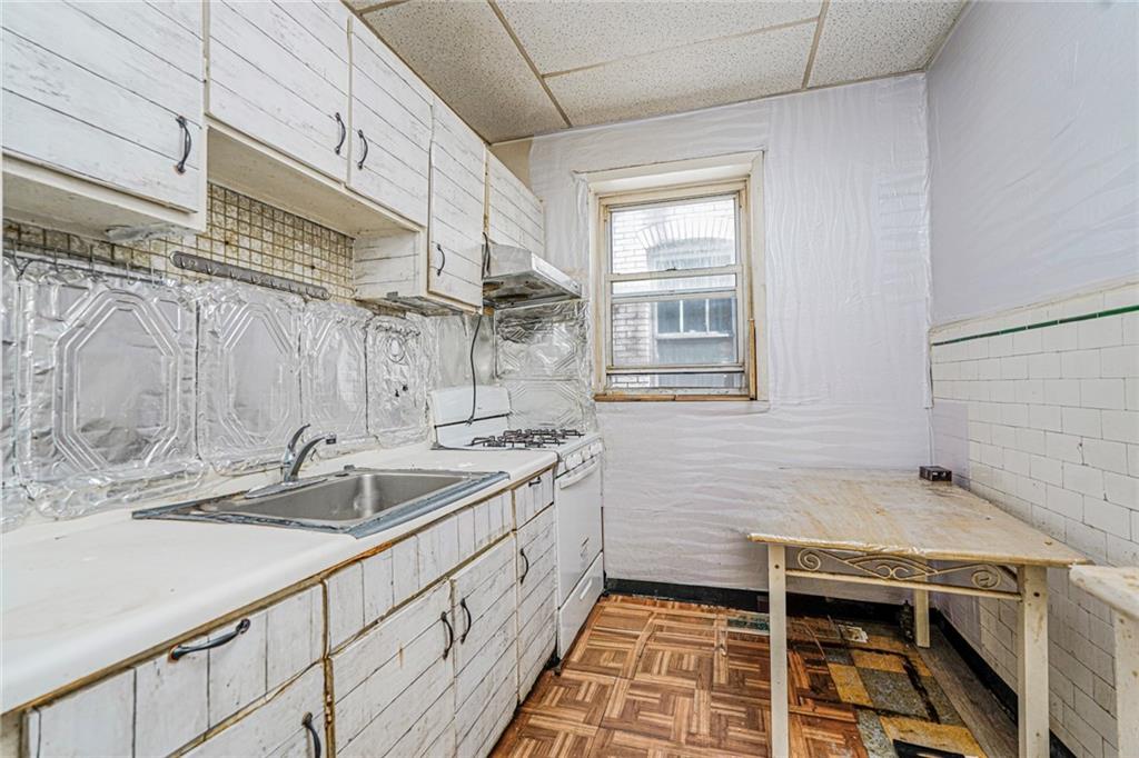 1021 67th Street Dyker Heights Brooklyn NY 11219