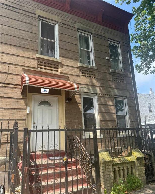 424 Berriman Street East New York Brooklyn NY 11208