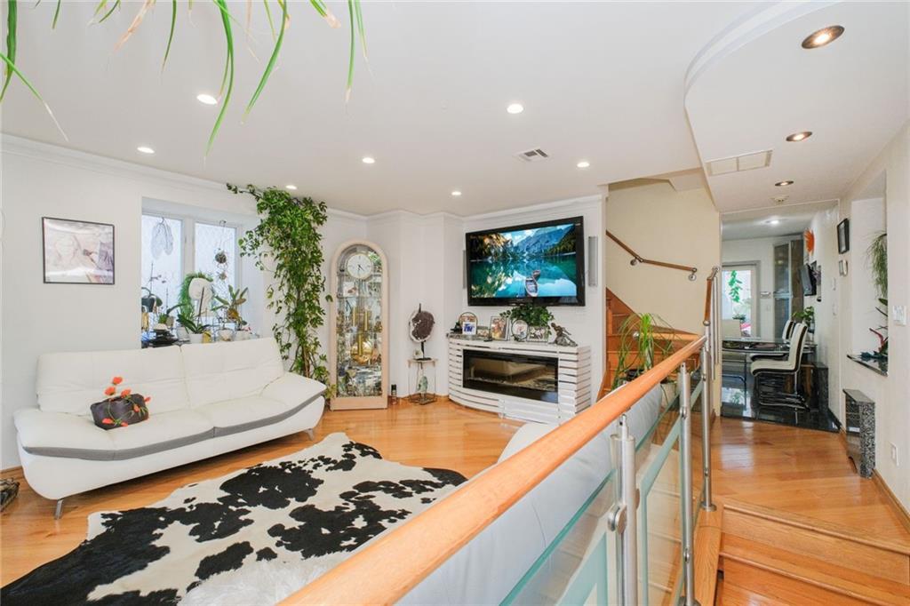 1519 Oriental Boulevard Manhattan Beach Brooklyn NY 11235