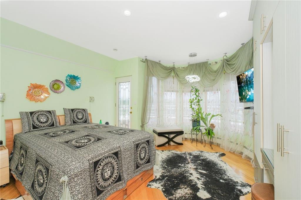 1519 Oriental Boulevard Manhattan Beach Brooklyn NY 11235