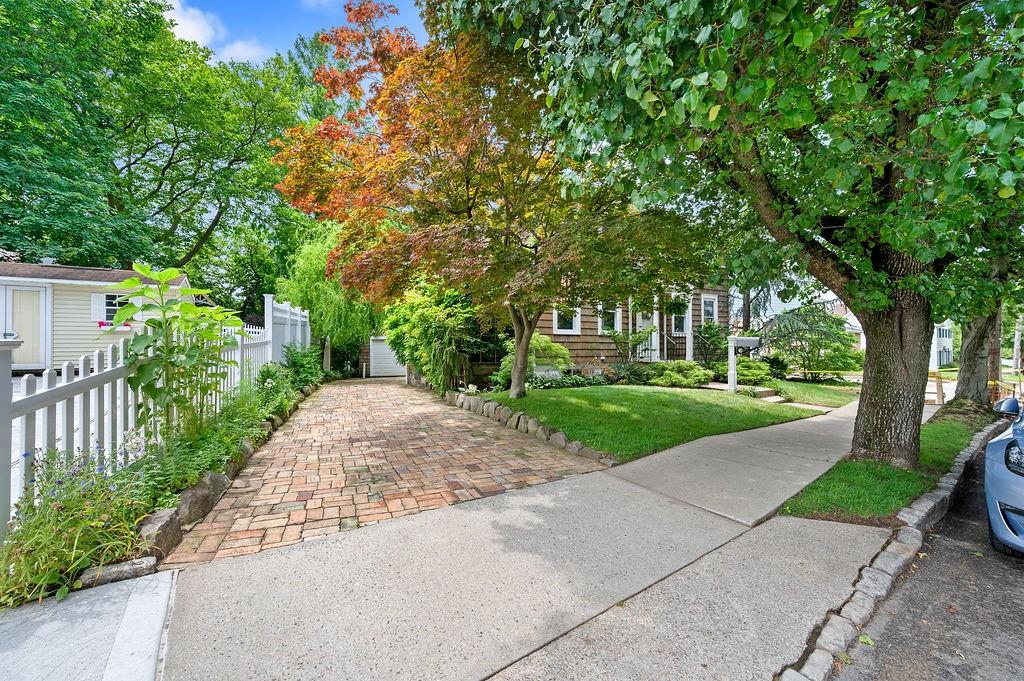 162 Bentley Street Tottenville Staten Island NY 10307