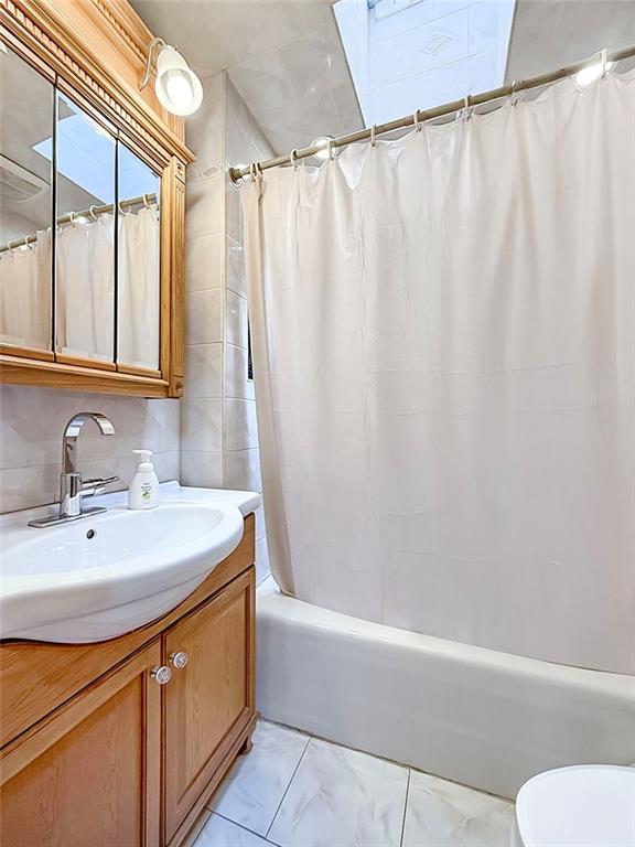 1639 73rd Street Bensonhurst Brooklyn NY 11204