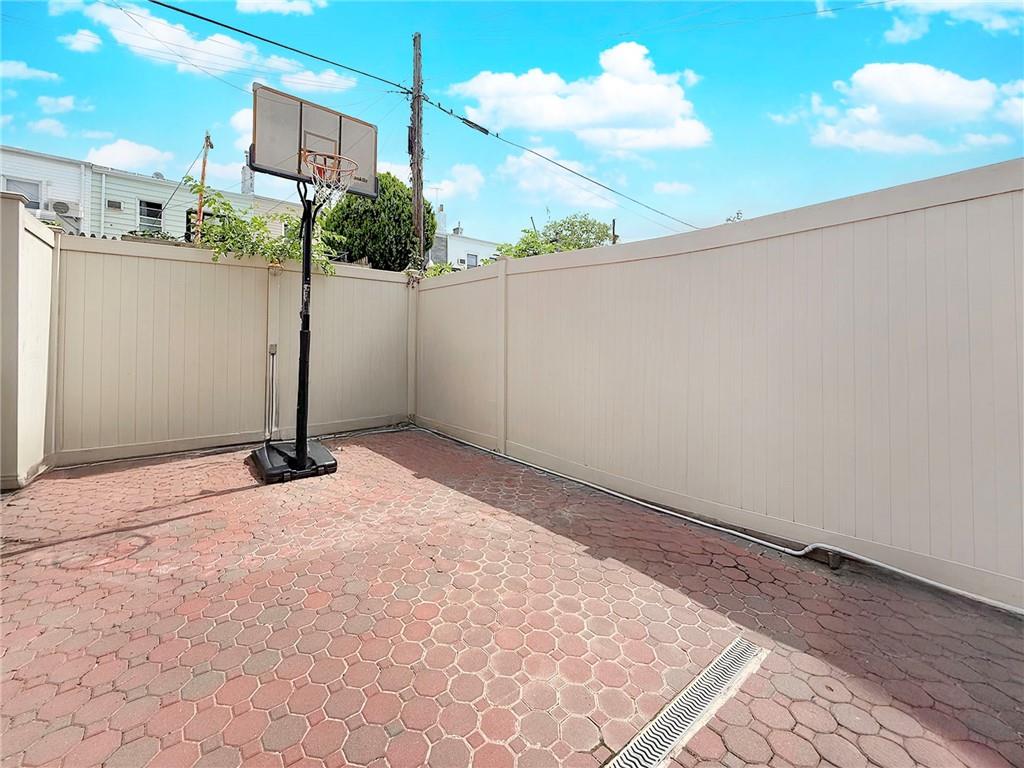 1639 73rd Street Bensonhurst Brooklyn NY 11204