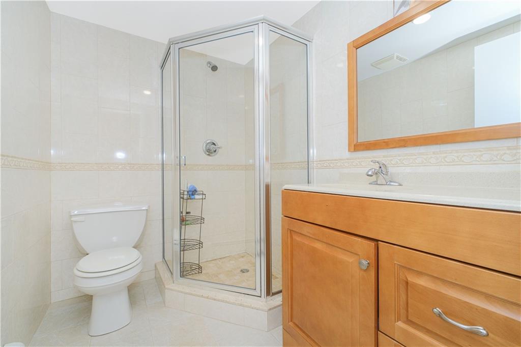 7208 Avenue V Bergen Beach Brooklyn NY 11234