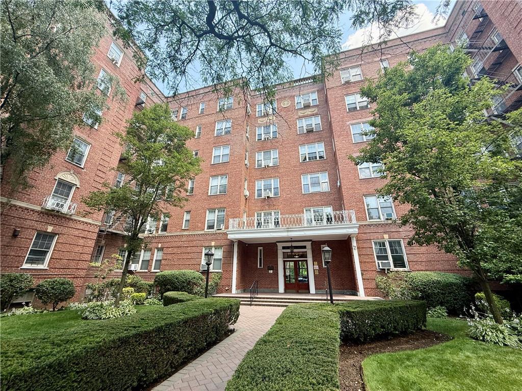 6837 108th Avenue Forest Hills Queens NY 11375