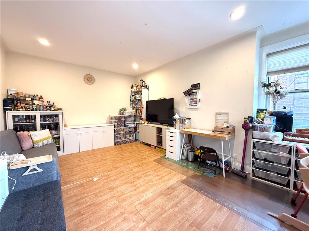 6837 108th Avenue Forest Hills Queens NY 11375