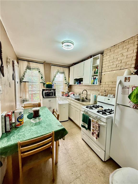 1822 Putnam Avenue Ridgewood Ridgewood NY 11385
