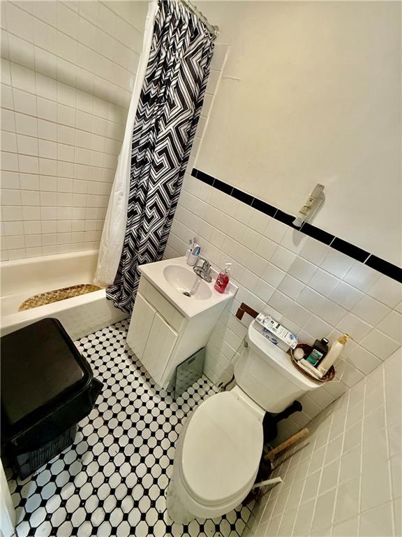 1822 Putnam Avenue Ridgewood Ridgewood NY 11385