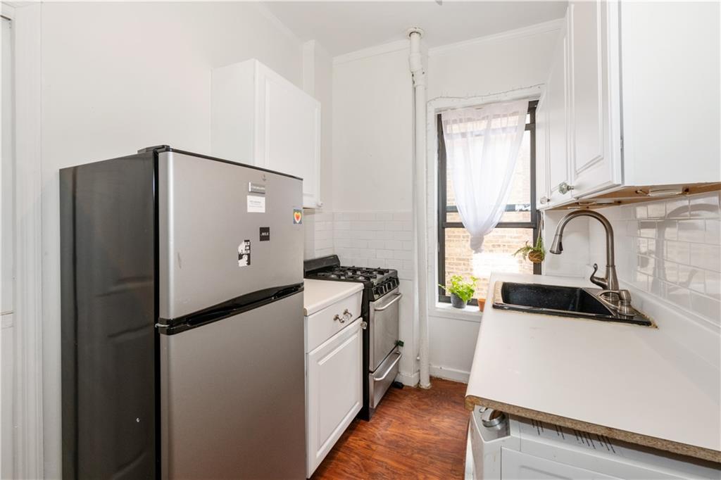 339 Bedford Avenue Williamsburg Brooklyn NY 11211