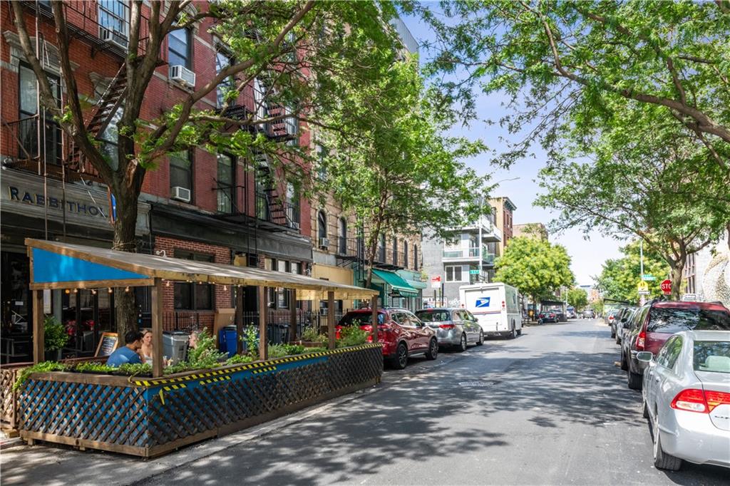 339 Bedford Avenue Williamsburg Brooklyn NY 11211