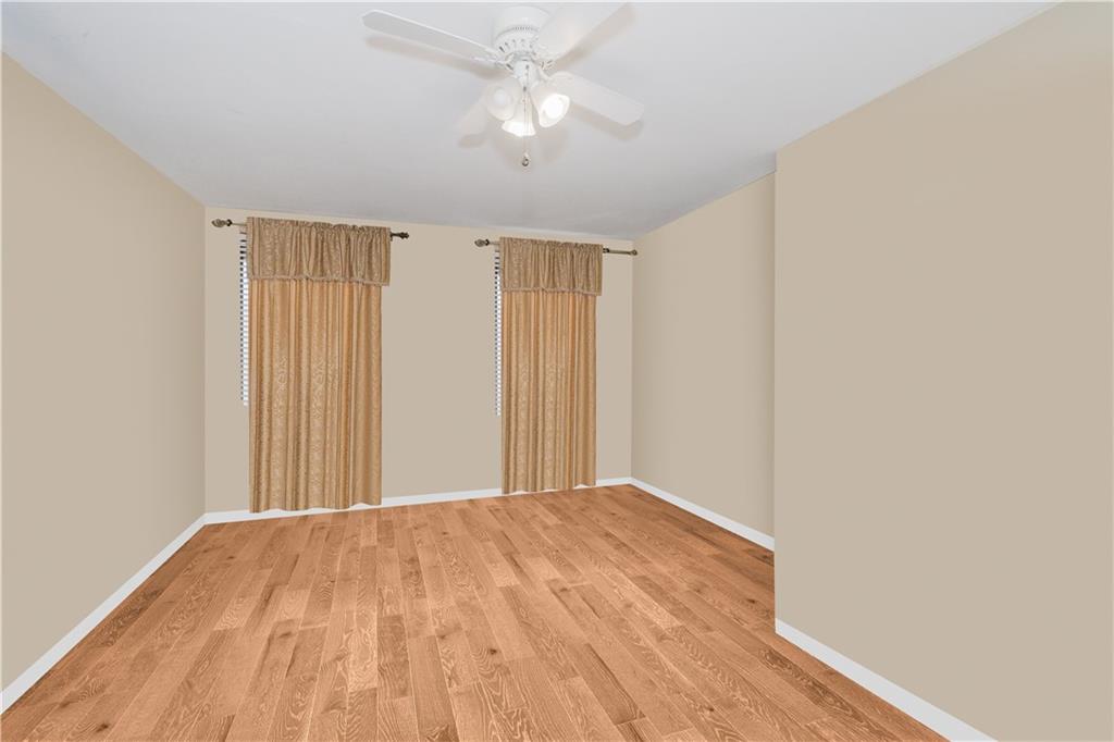 1558 Bath Avenue Dyker Heights Brooklyn NY 11228