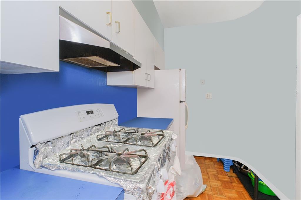 1558 Bath Avenue Dyker Heights Brooklyn NY 11228