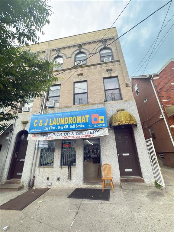1558 Bath Avenue Dyker Heights Brooklyn NY 11228
