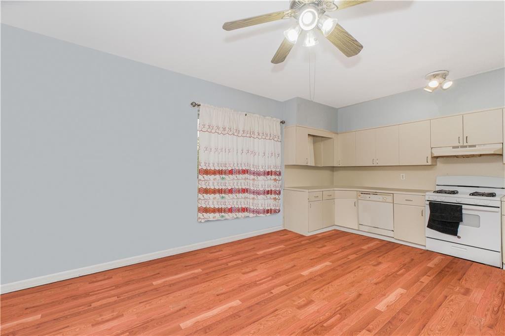 1560 Bath Avenue Dyker Heights Brooklyn NY 11228
