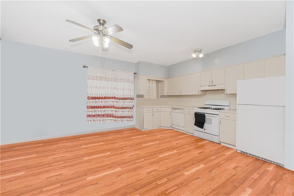 1560 Bath Avenue Dyker Heights Brooklyn NY 11228