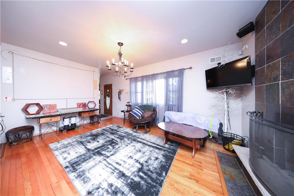 224 Albee Avenue Annadale State Island NY 10312