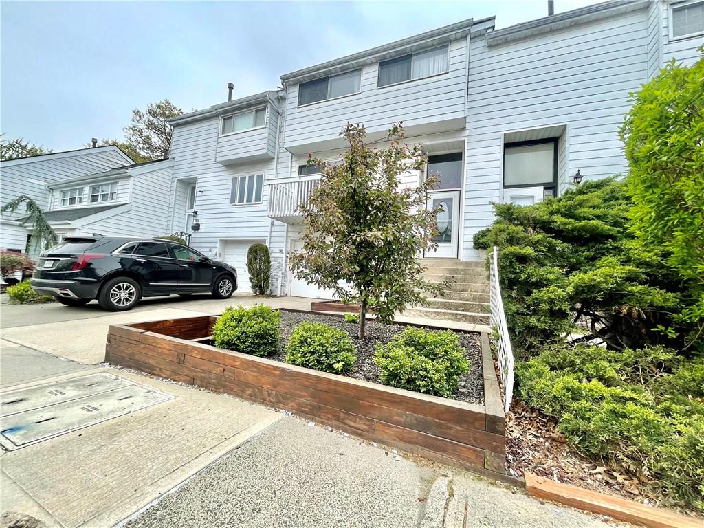 187 Dover Green Arden Heights State Island NY 10312