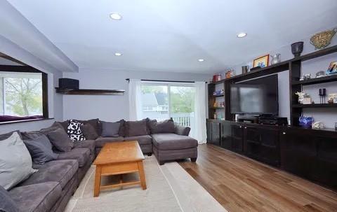 187 Dover Green Arden Heights Staten Island NY 10312
