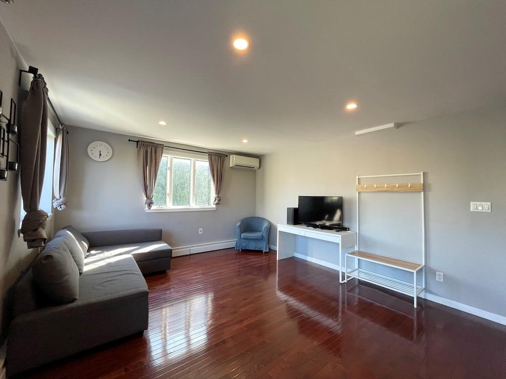 224 Bay 44th Street Bath Beach Brooklyn NY 11214