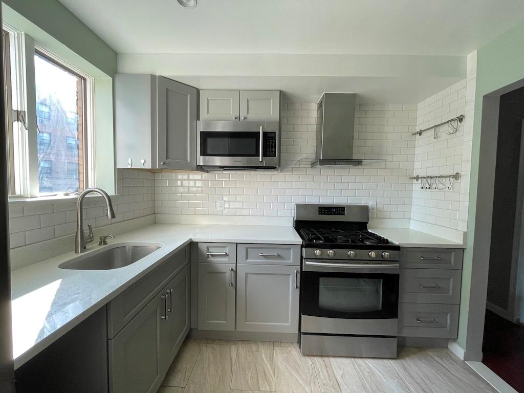 224 Bay 44th Street Bath Beach Brooklyn NY 11214