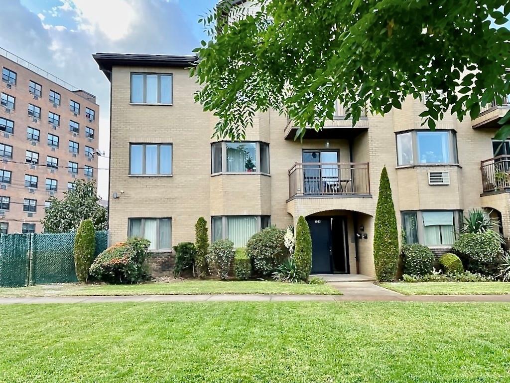224 Bay 44th Street Bath Beach Brooklyn NY 11214