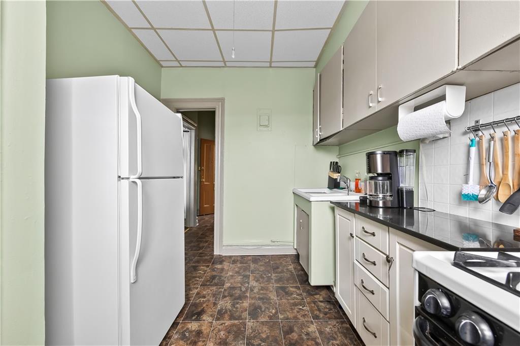 524 54th Street Sunset Park Brooklyn NY 11220