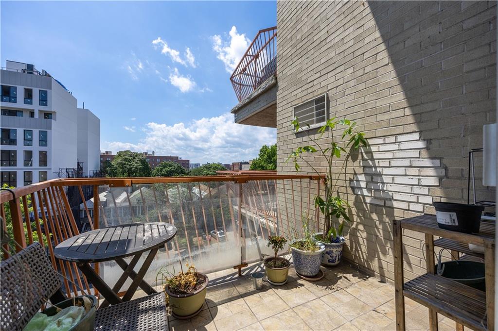 2511 Ocean Avenue Sheepshead Bay Brooklyn NY 11229