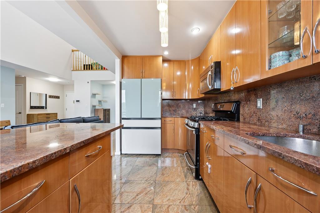 2511 Ocean Avenue Sheepshead Bay Brooklyn NY 11229
