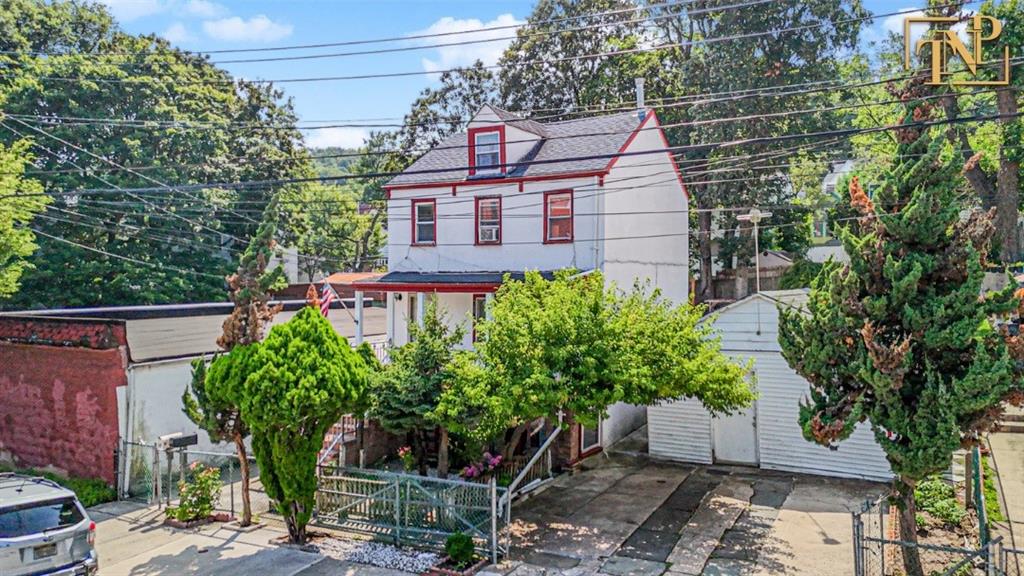 22 Gordon Street Stapleton Staten Island NY 10304