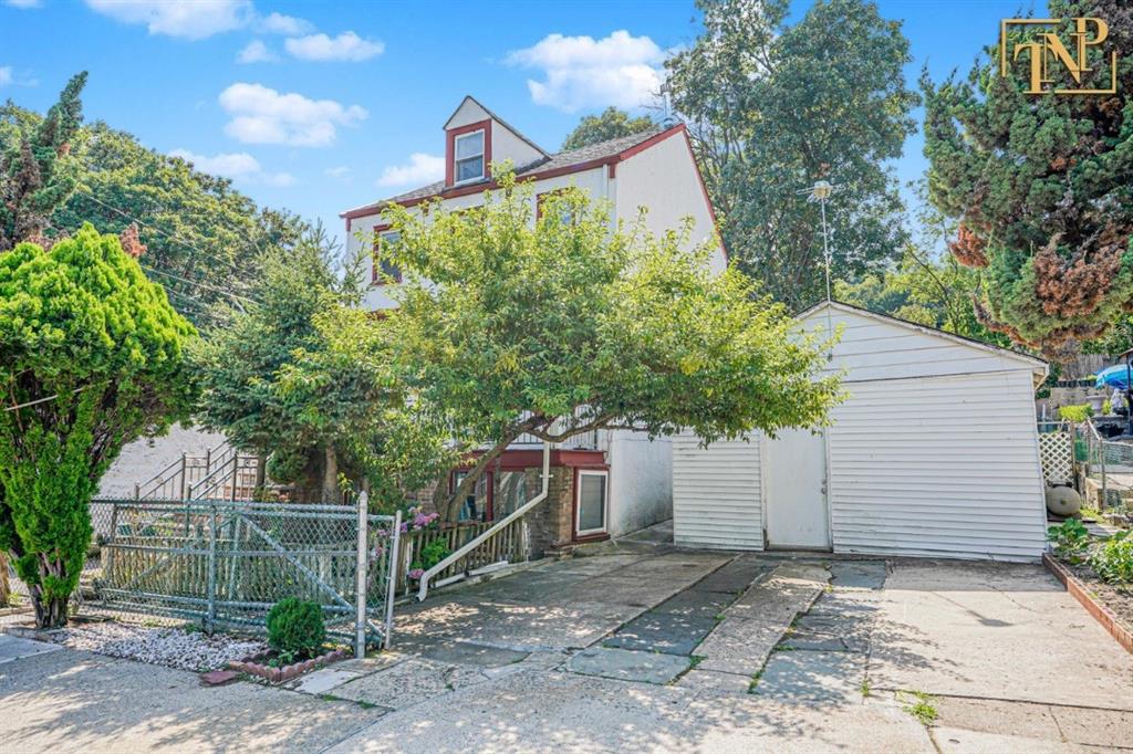 22 Gordon Street Stapleton Staten Island NY 10304