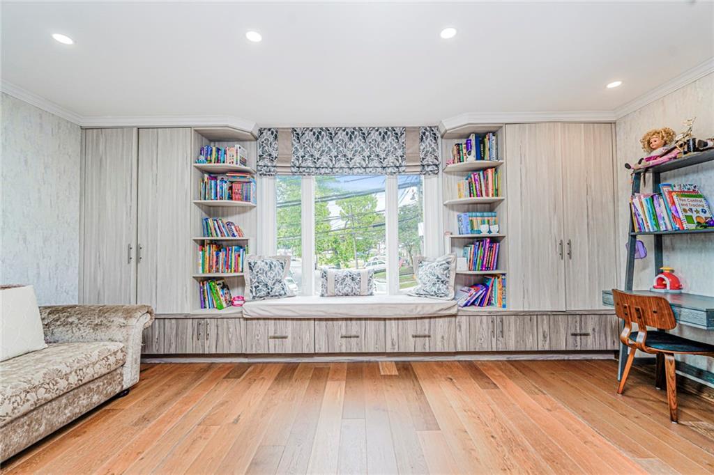 165 Cannon Avenue Travis Staten Island NY 10314