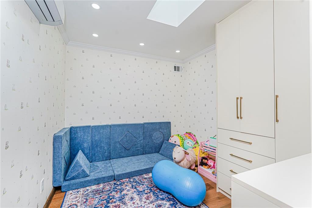 165 Cannon Avenue Travis Staten Island NY 10314