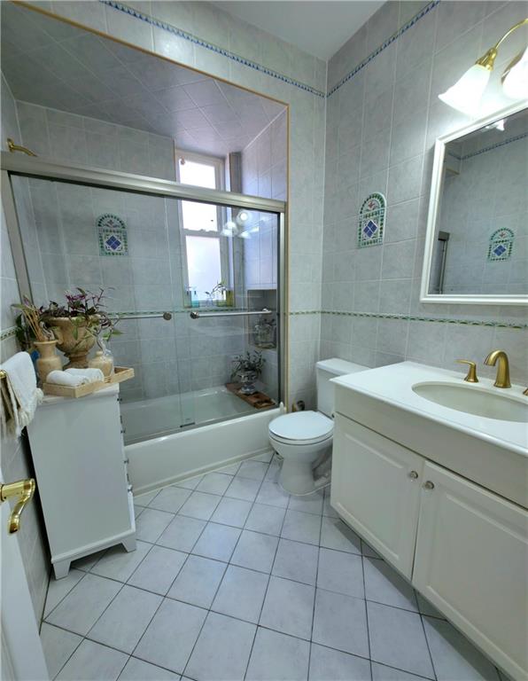 7311 Avenue W Bergen Beach Brooklyn NY 11234