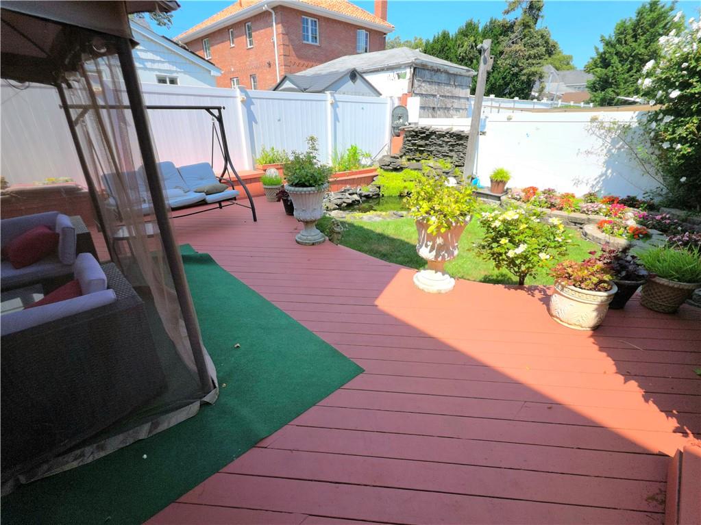 7311 Avenue W Bergen Beach Brooklyn NY 11234